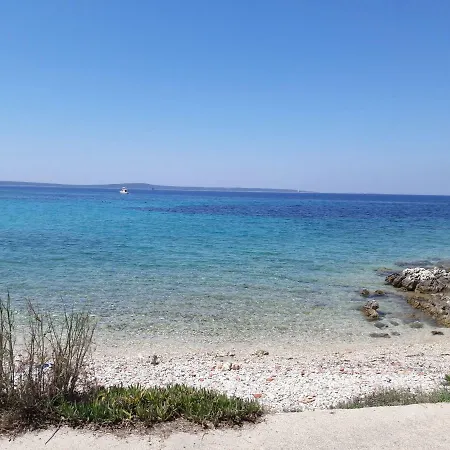 アパート Marina *